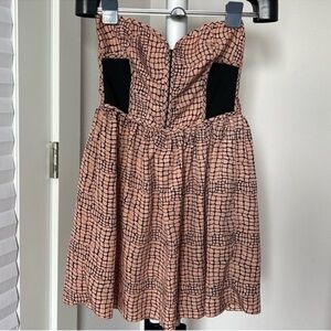 Summer strapless Mini Dress Sz M Fit & Flare Salmon Peach Black